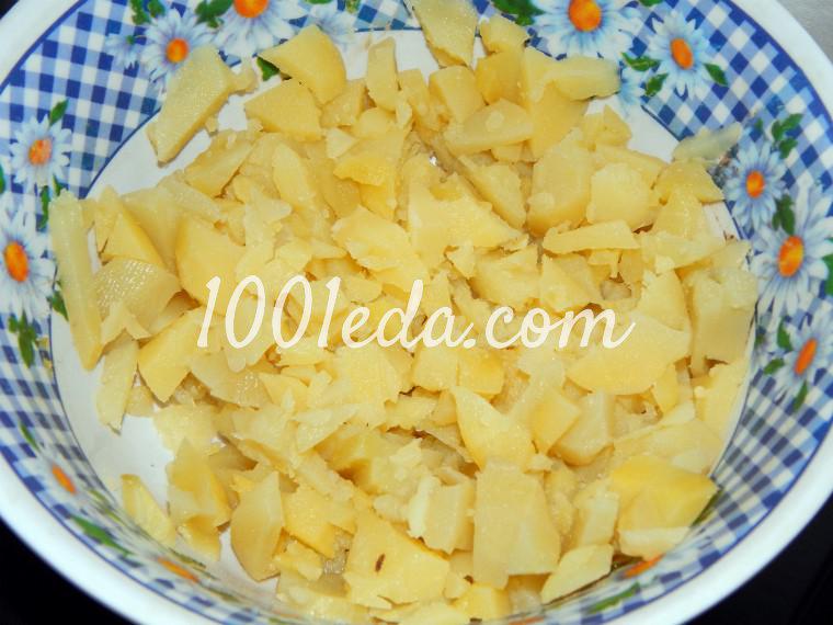 Детские картофельные бочонки с овощным салатом с грибами: рецепт с пошаговым фото - Шаг №2