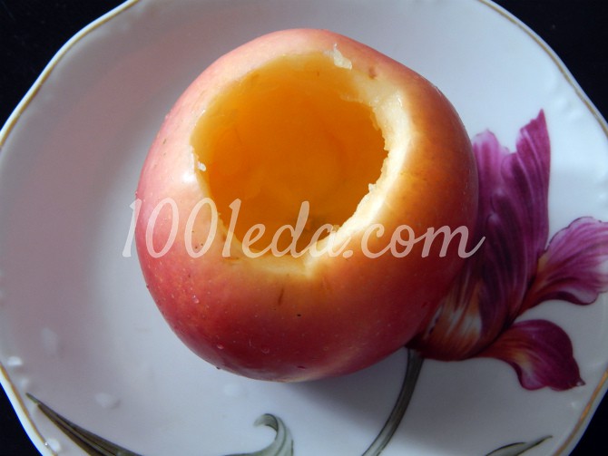 Детский завтрак из запеченного яблока с творогом: рецепт с пошаговым фото - Шаг №1