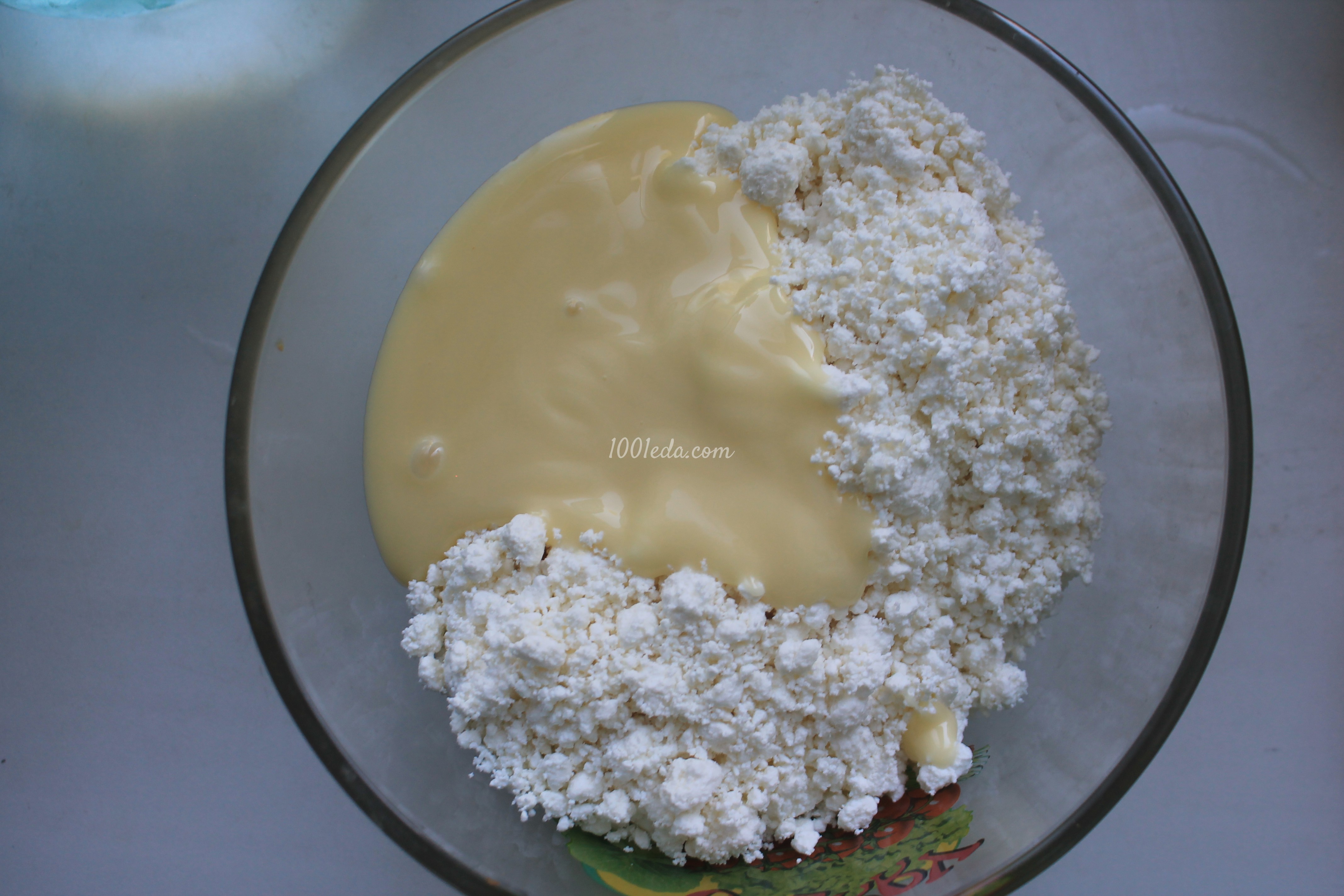 Домашние конфеты из творога и сгущённого молока: рецепт с пошаговым фото - Шаг №1