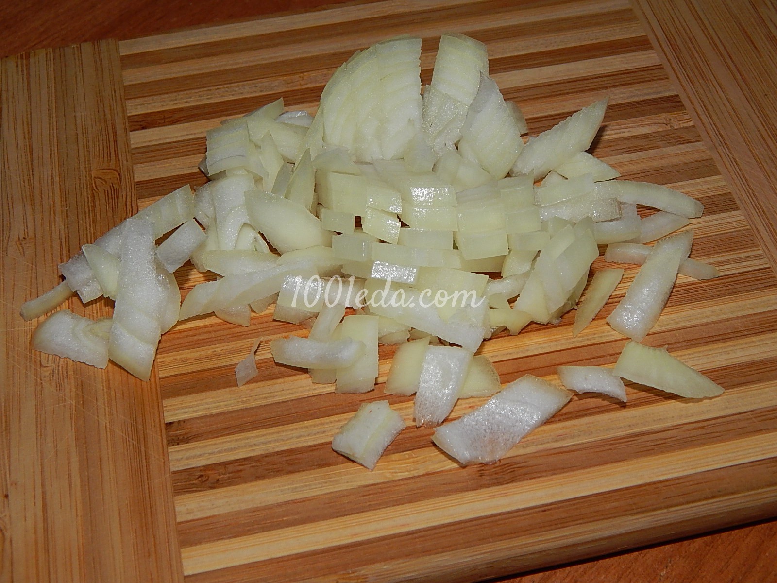Фаршированная горбуша с сыром и луком: рецепт с пошаговым фото - Шаг №2