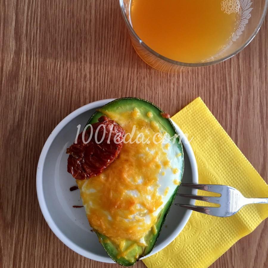 Яичница с беконом в авокадо: рецепт с пошаговым фото