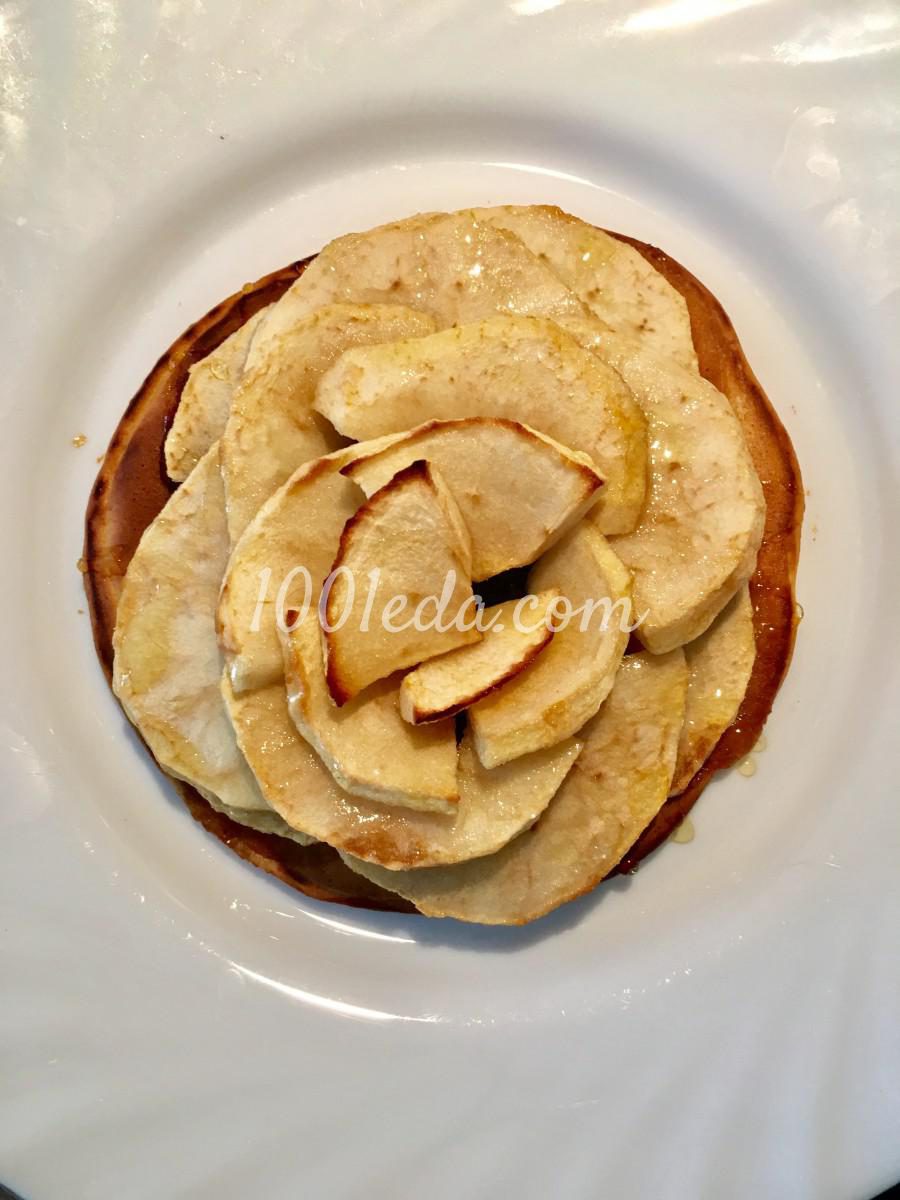 Пышные панкейки с запечеными яблоками: рецепт с пошаговым фото