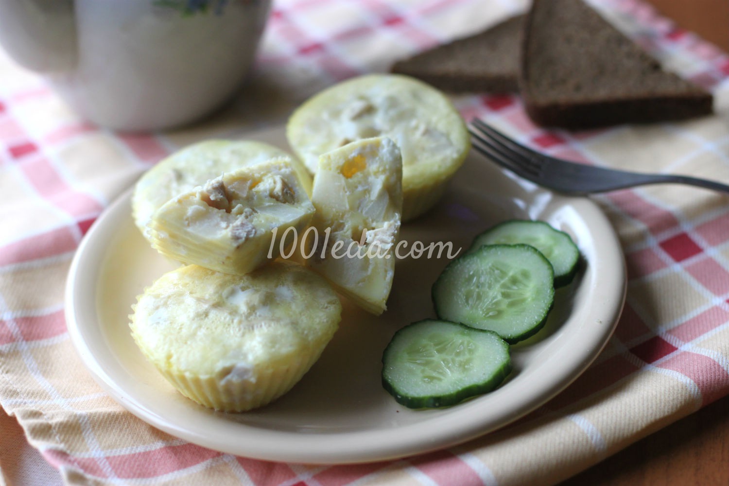 Яичные кексы с куриной грудкой, картофелем и пармезаном в мультиварке: рецепт с пошаговым фото