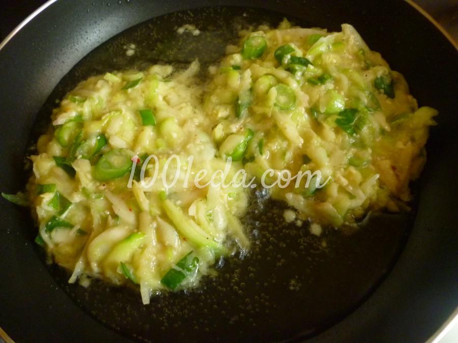 Кабачково-картофельные оладьи с сыром: пошаговый с фото - Шаг №3