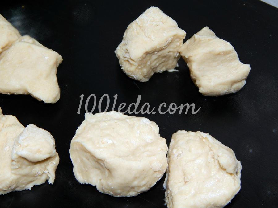 Кармашки с сырно-свекольной начинкой: рецепт с пошаговым фото - Шаг №3