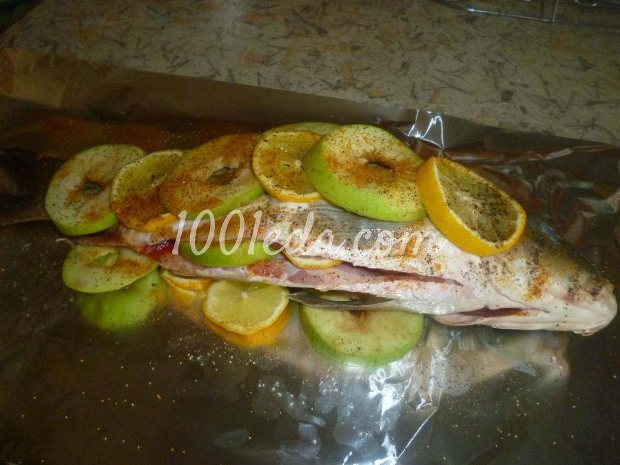 Карп с яблоком и лимоном в духовке: рецепт с пошаговым фото - Шаг №5
