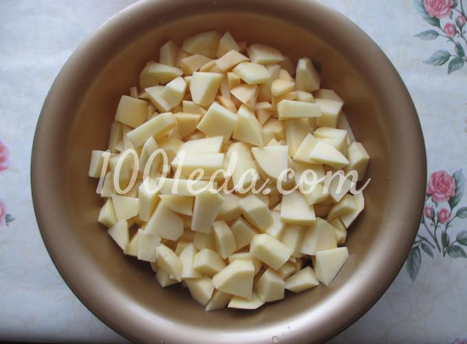Картофель со сметанным соусом в рукаве: рецепт с пошаговым фото - Шаг №1
