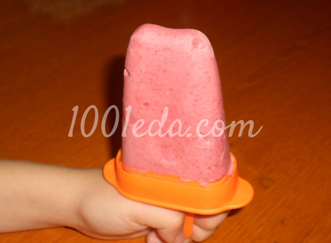 Клубнично-банановое мороженое на сливках: рецепт с пошаговым фото - Шаг №6