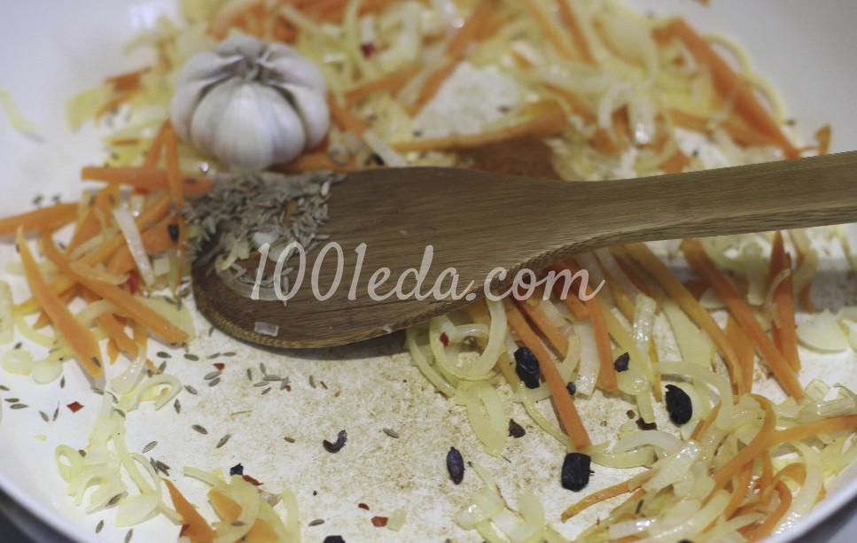 Курица, фаршированная рисом по мотивам плова, в мультиварке: рецепт с пошаговым фото - Шаг №2