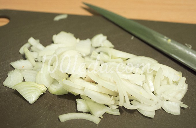 Куриные котлеты с фасолью под белым соусом: рецепт с пошаговым фото - Шаг №3