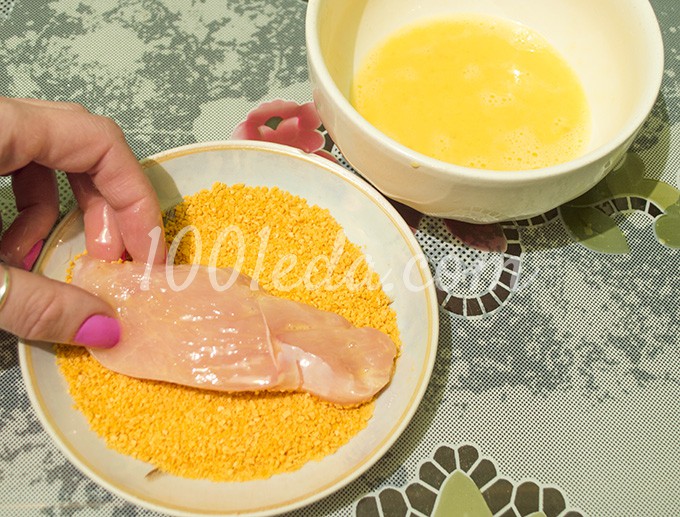 Куриные наггетсы в панировке из сухарей и яиц: рецепт с пошаговым фото - Шаг №8