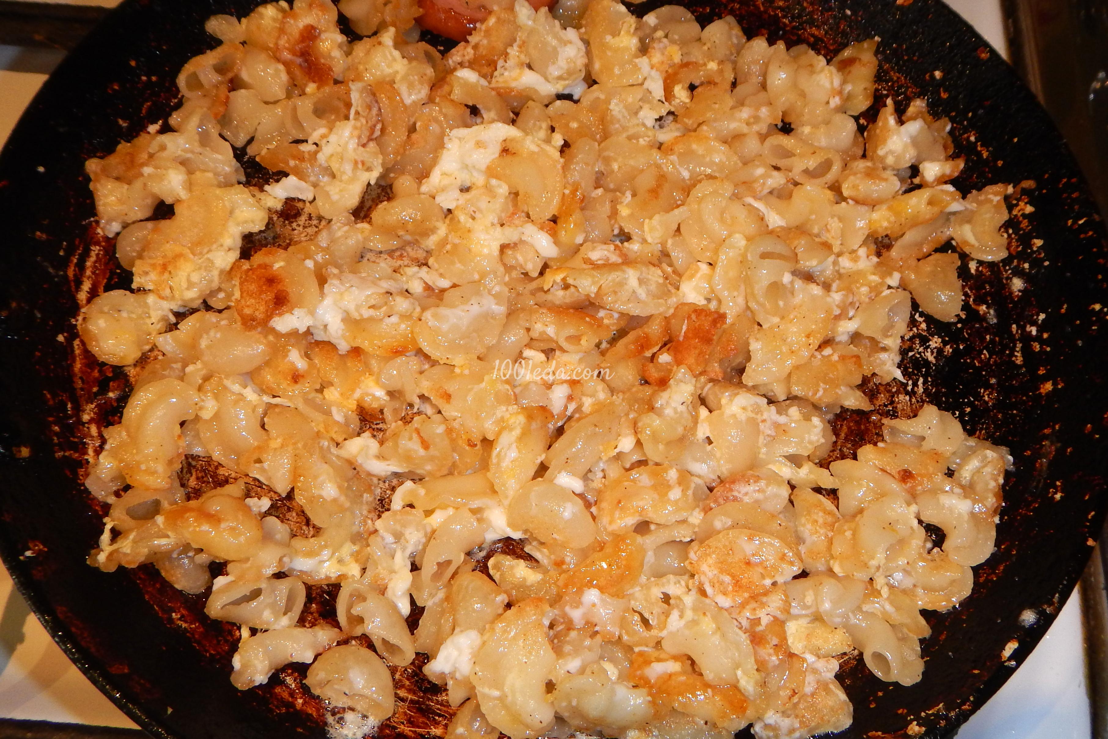 Макароны, жаренные с яйцом: рецепт с пошаговым фото - Шаг №3