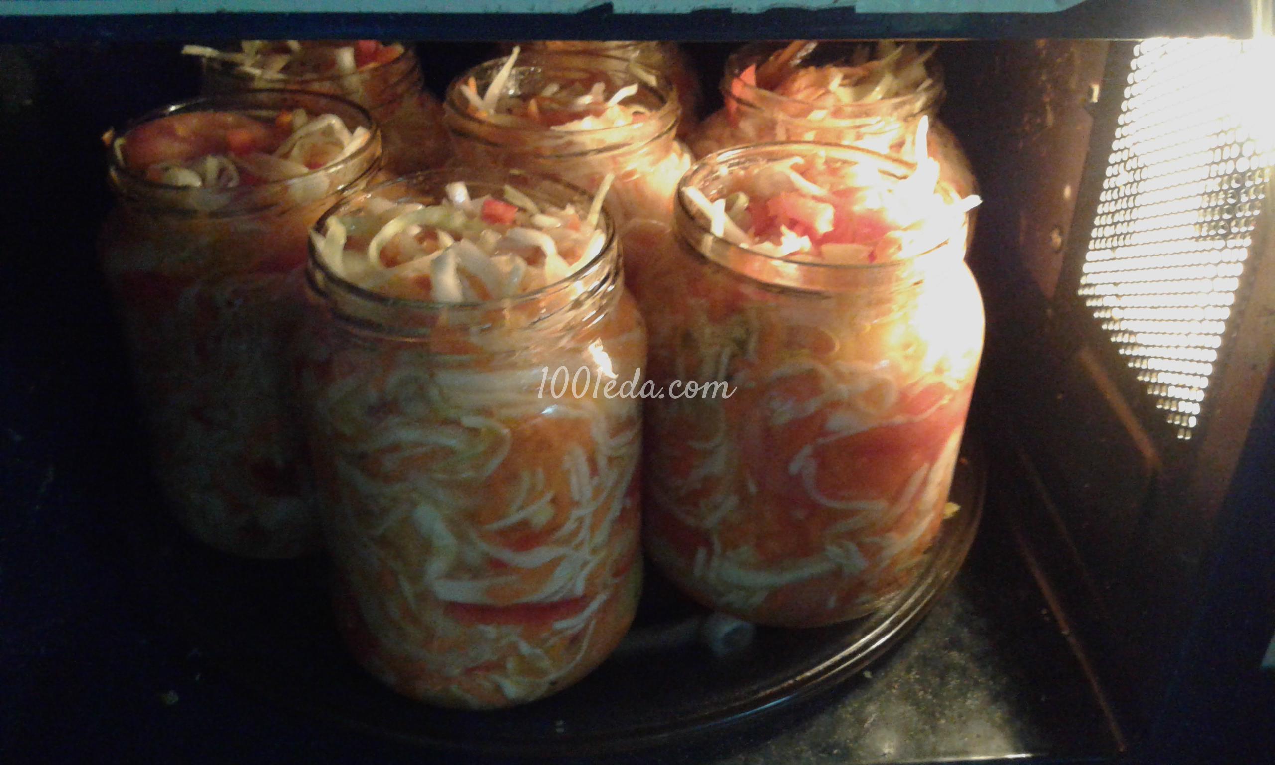 Маринованный салат из капусты на зиму со стерилизацией в микроволновой печи: рецепт с пошаговым фото - Шаг №6