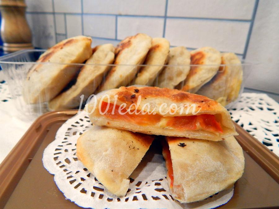 Мини-питы с томатом и сыром в духовке: рецепт с пошаговым фото - Шаг №5