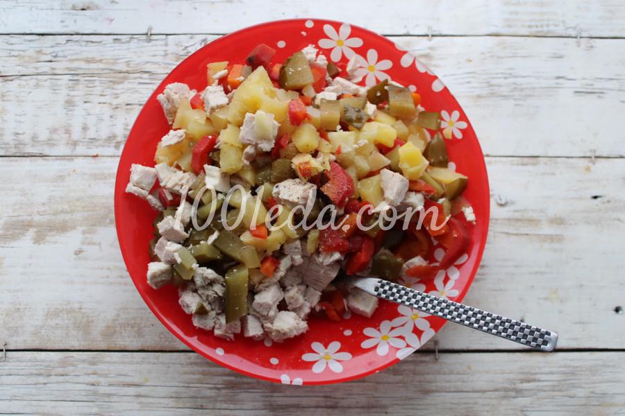 Мясной салат с маринованными огурцами: пошаговый с фото - Шаг №7 Мясной салат с маринованными огурцами: пошаговый с фото - Шаг №7