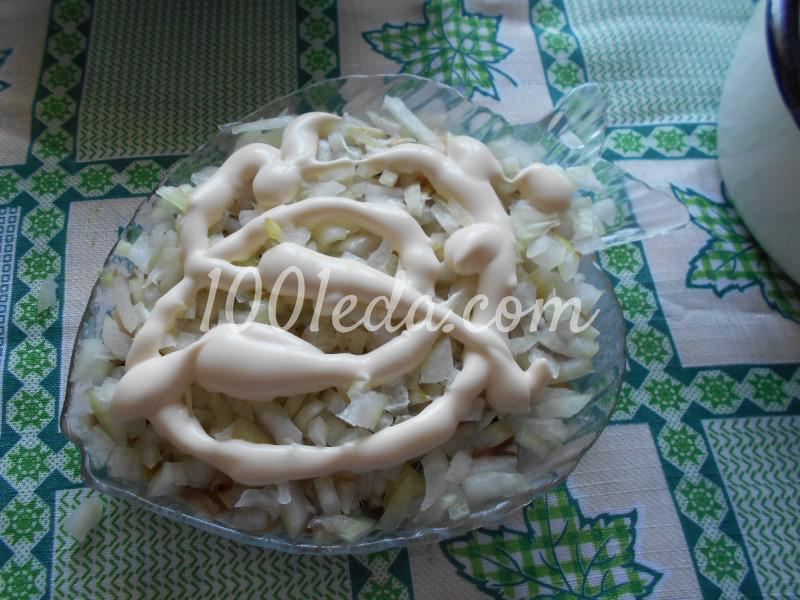 Новогодний салат "Копченая скумбрия под шубой": пошаговый с фото - Шаг №3