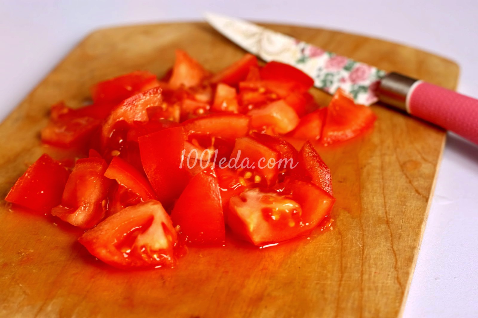 Омлет с куриной ветчиной и помидорами в мультиварке: рецепт с пошаговым фото - Шаг №1