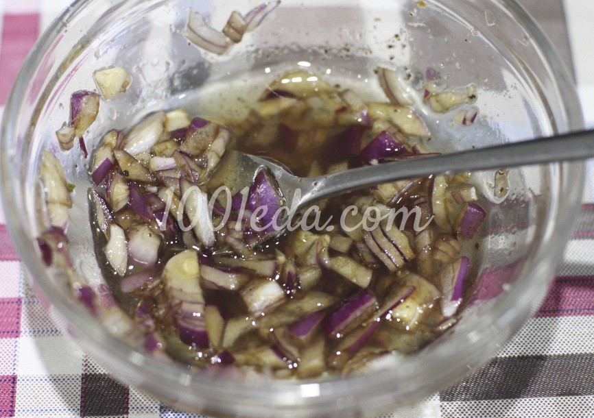 Овощной салат с перепелиными яйцами и двумя заправками: рецепт с пошаговым фото - Шаг №2