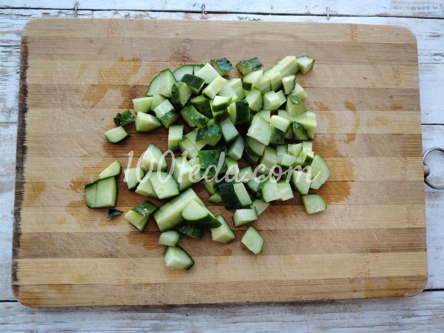 Овощной салат со щавелем, яйцами и сухариками: пошаговый с фото - Шаг №2 Овощной салат со щавелем, яйцами и сухариками: пошаговый с фото - Шаг №2
