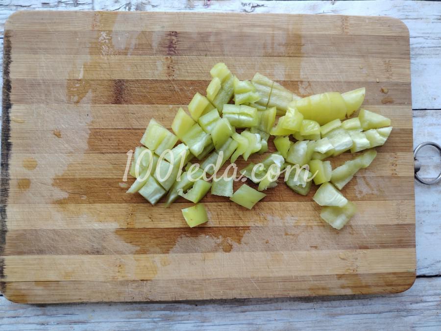 Овощной салат со щавелем, яйцами и сухариками: пошаговый с фото - Шаг №3 Овощной салат со щавелем, яйцами и сухариками: пошаговый с фото - Шаг №3