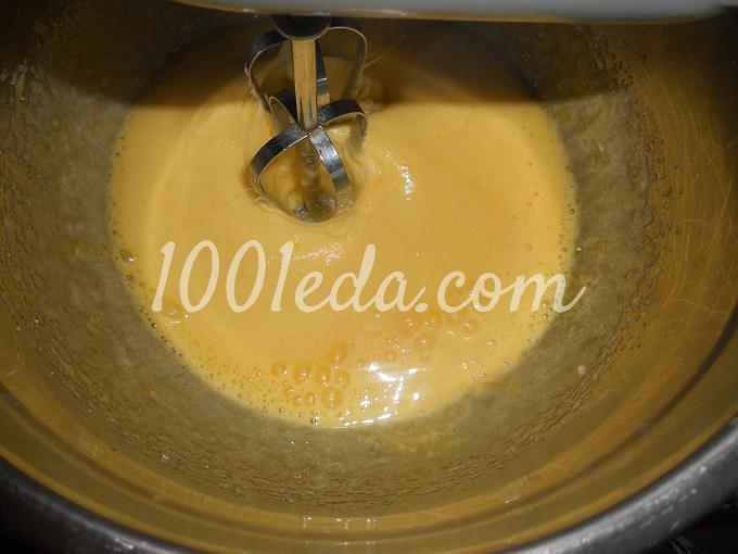 Перевернутый пирог на яичных желтках со сливами: рецепт с пошаговым фото - Шаг №1