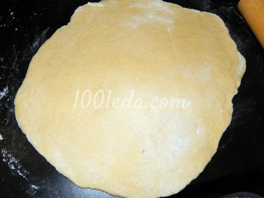 Песочный пирог с маринованной капустой и яйцом: рецепт с пошаговым фото - Шаг №7