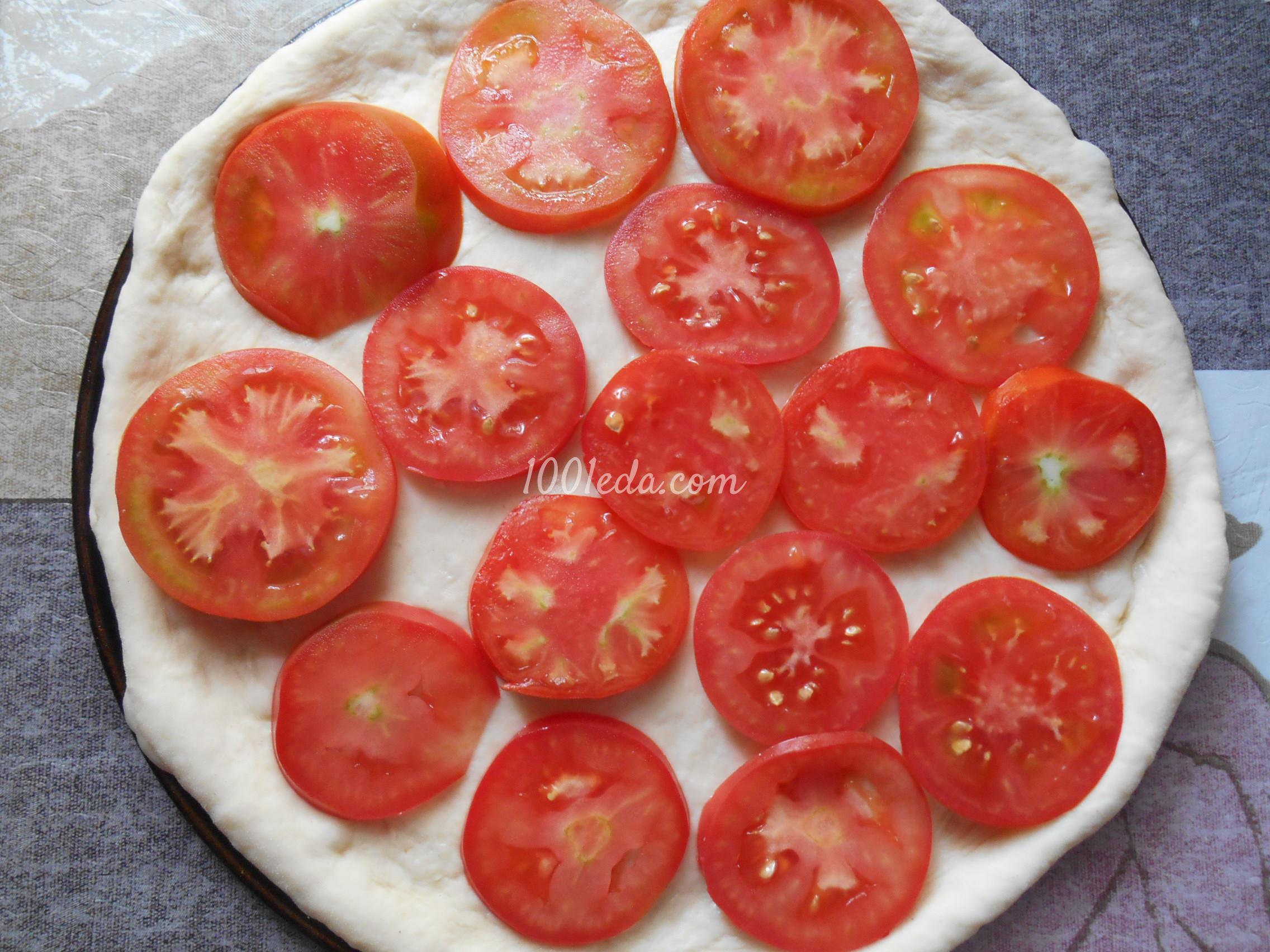 Пицца с помидорами, моцареллой и базиликом а-ля Капрезе: рецепт с пошаговым фото - Шаг №14