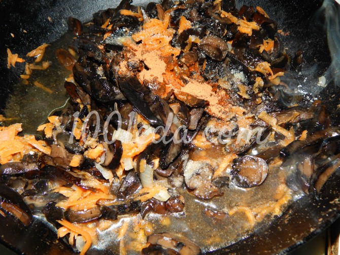 Пикантное лобио с сушенными грибами: рецепт с пошаговым фото - Шаг №4