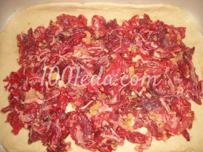 Пирог на кефире с говядиной, грибами и картофелем: рецепт с пошаговым фото - Шаг №7