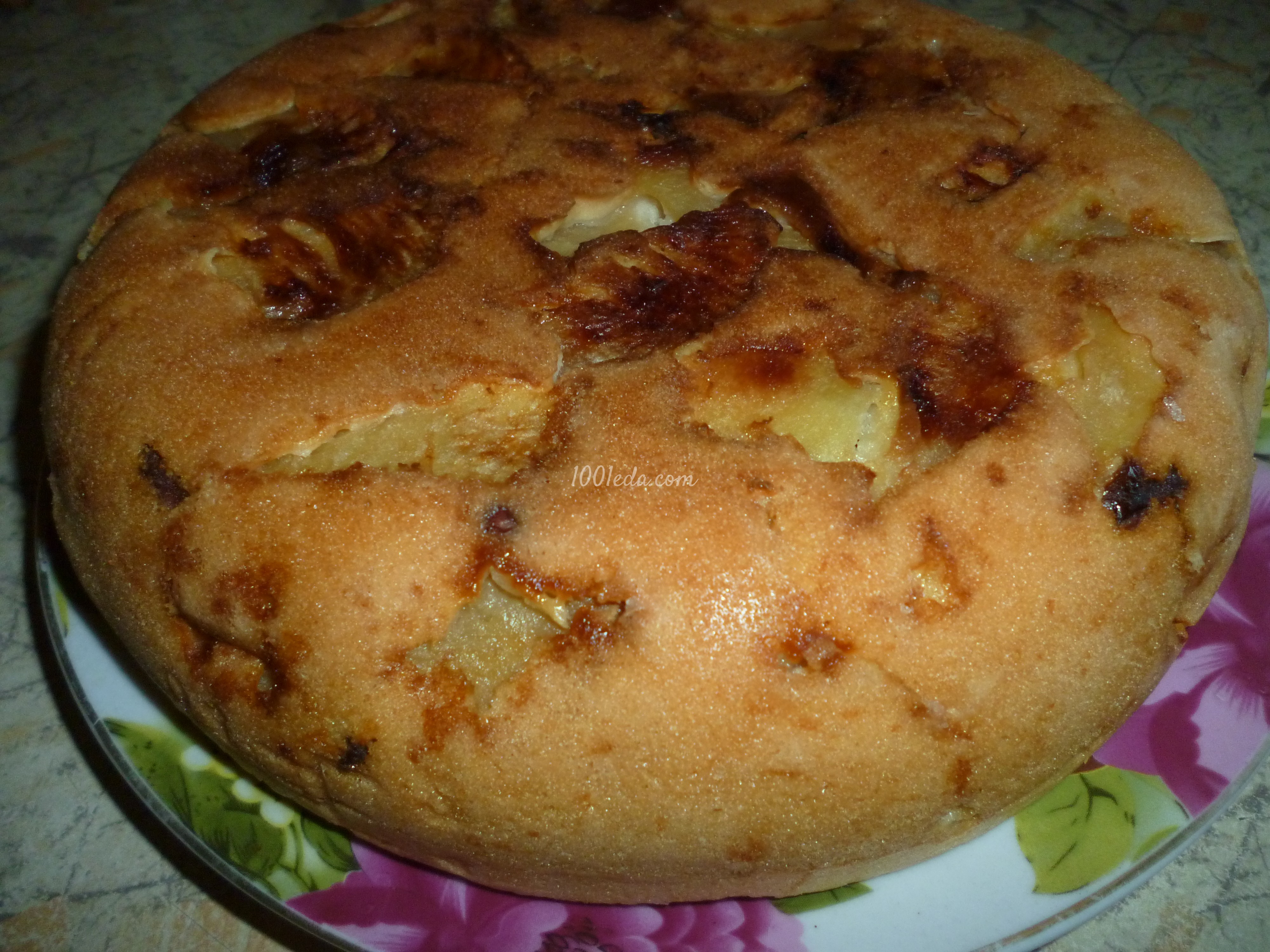 Пирог с домашним сушеным абрикосом и яблоками в мультиварке: рецепт с пошаговым фото - Шаг №8