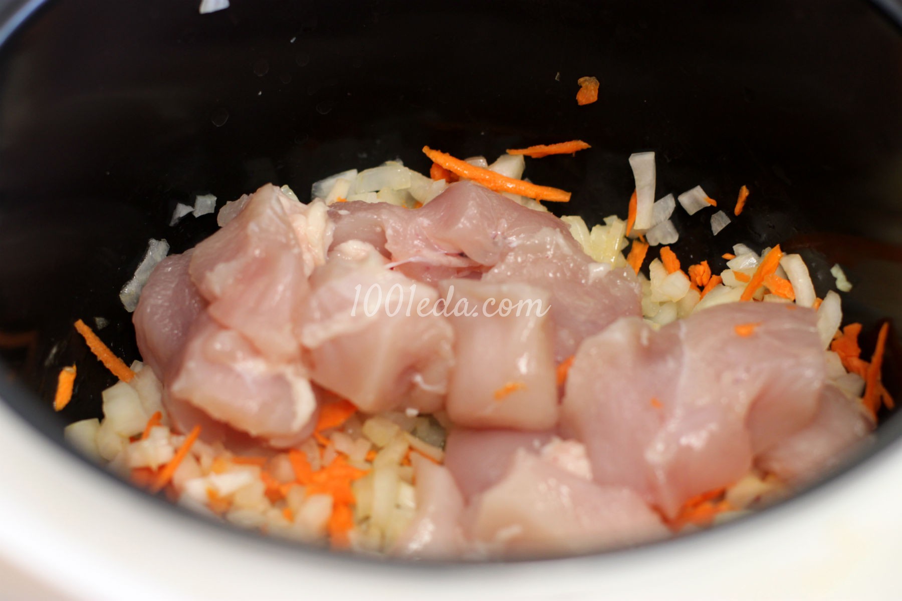 Рисовая каша с куриной грудкой и овощами в мультиварке: рецепт с пошаговым фото - Шаг №1