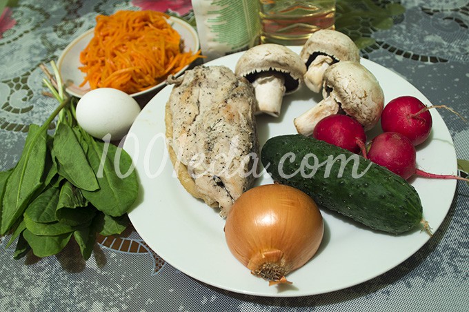 Салат Фиалка с куриным филе и морковкой по-корейски: рецепт с пошаговым фото - Шаг №1
