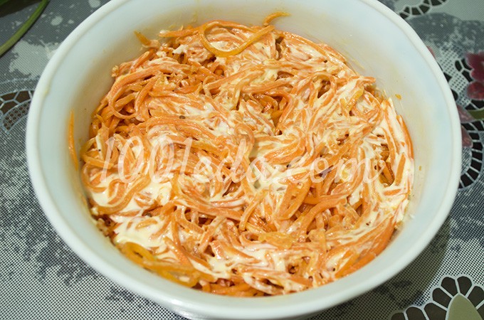 Салат Фиалка с куриным филе и морковкой по-корейски: рецепт с пошаговым фото - Шаг №14
