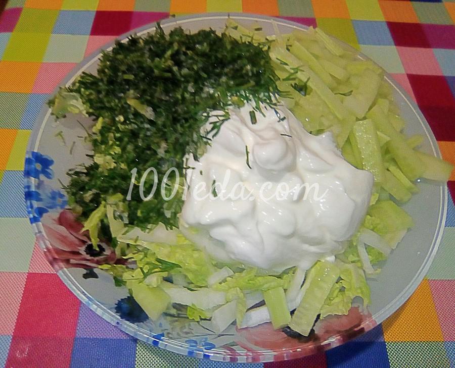 Салат из китайской капусты и свежего огурца