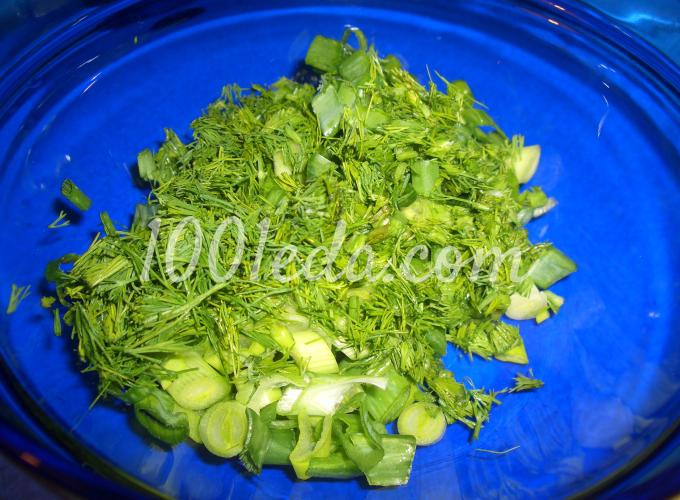 Салат из куриного филе со свежим огурцом и зеленым луком: рецепт с пошаговым фото - Шаг №1