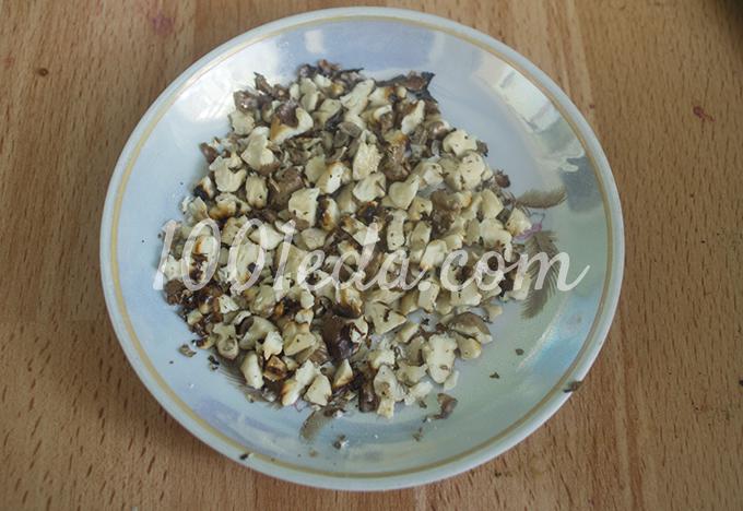 Салат из свеклы с орехами для фигуры: рецепт с пошаговым фото - Шаг №4