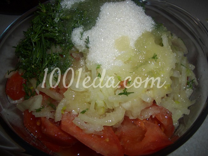 Салат из томатов Сладуница: рецепт с пошаговым фото - шаг№3
