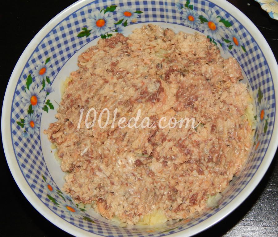 Салат с рыбными консервами и свеклой: рецепт с пошаговым фото - Шаг №3