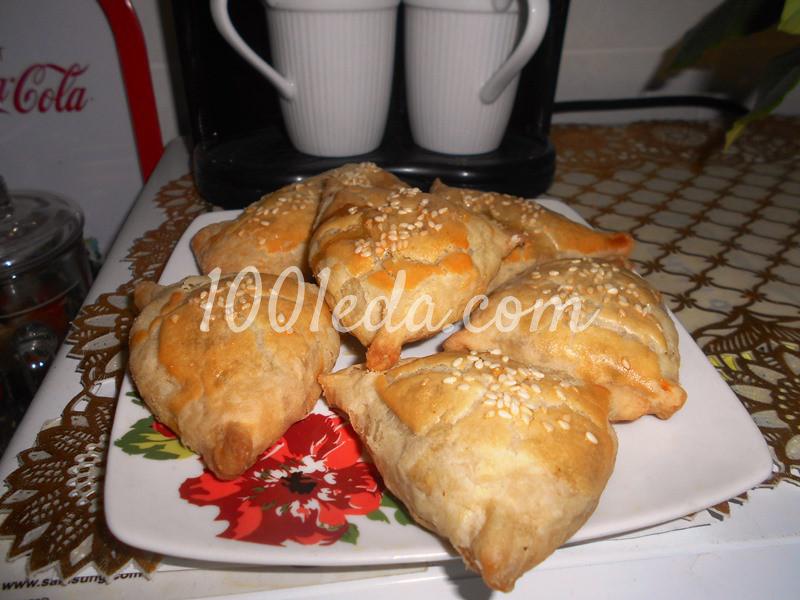 Самса из слоеного теста