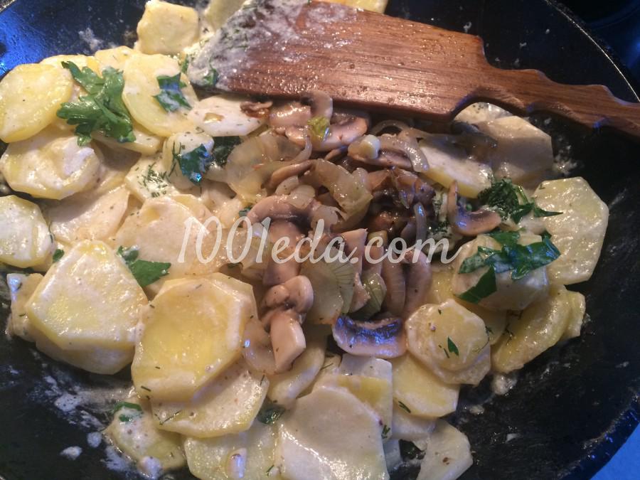 Сливочный картофель, запечёный с грибами: рецепт с пошаговым фото - Шаг №6 Сливочный картофель, запечёный с грибами: рецепт с пошаговым фото - Шаг №6