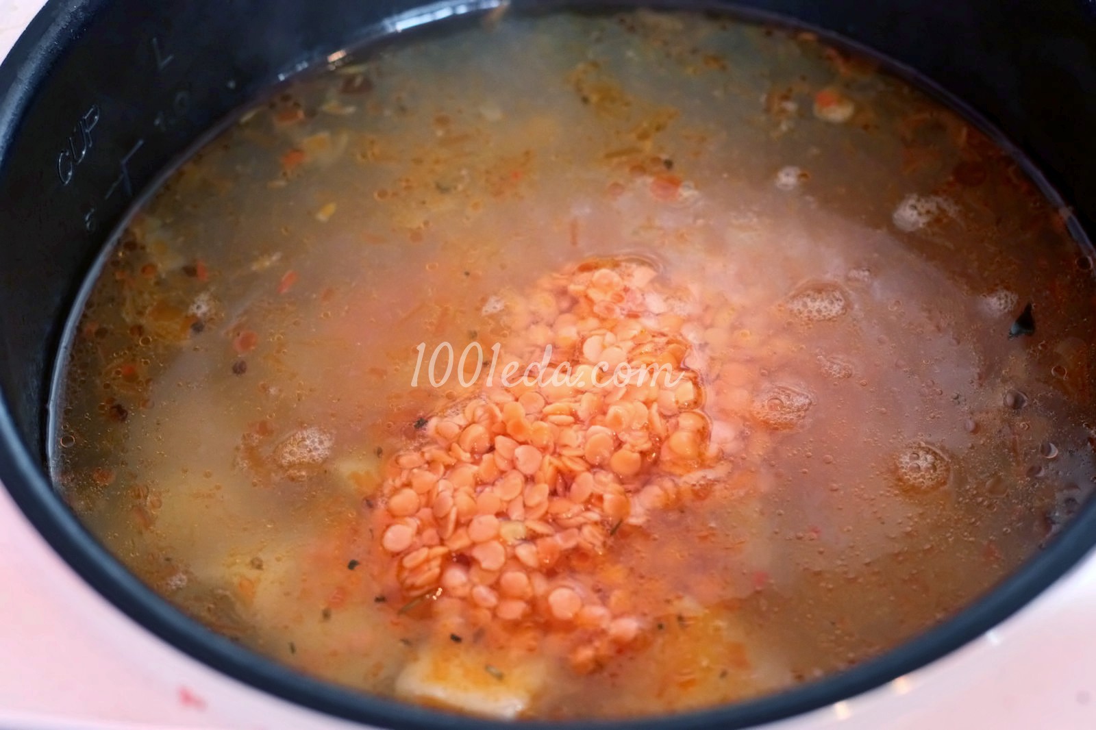 Суп с куриной грудкой,чечевицей и картофелем в мультиварке: рецепт с пошаговым фото - Шаг №7