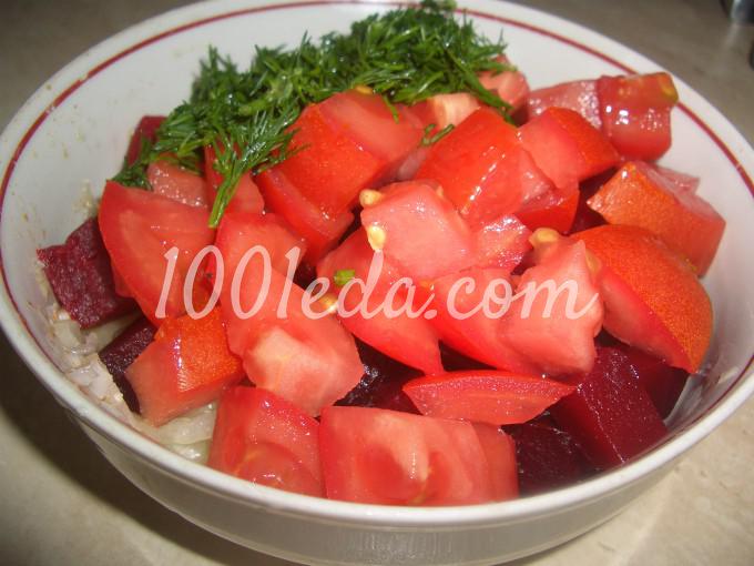 Свекольный салат с помидорами