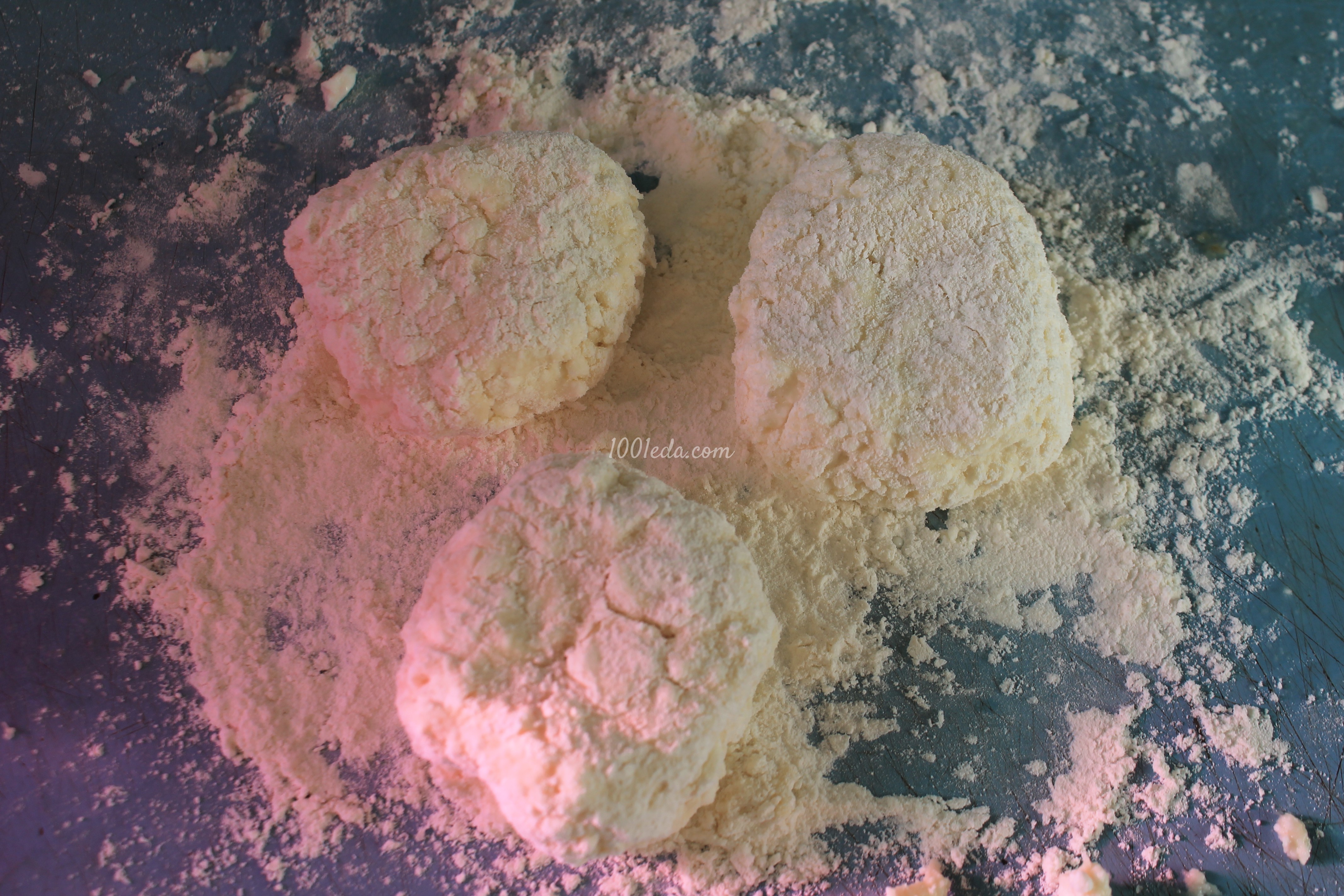Быстрые сырники на завтрак: рецепт с пошаговым фото - Шаг №2