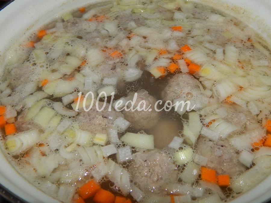 Сырный суп с фрикадельками и пикантными сухариками: рецепт с пошаговым фото - Шаг №5