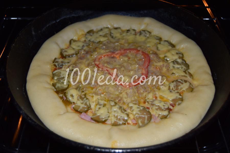 Сытная пицца с сырными бортами: рецепт с пошаговым фото - Шаг №10