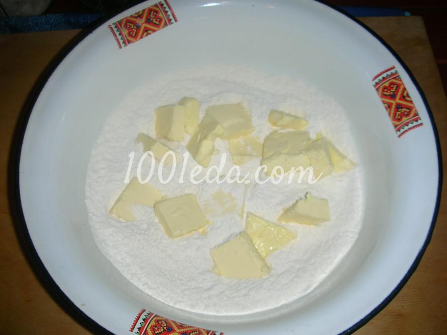 Тарт со сливами и безе: рецепт с пошаговым фото - Шаг №2