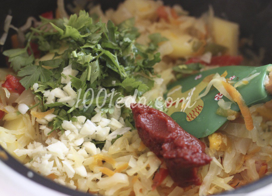 Тушеная капуста с болгарским перцем, картофелем и тимьяном: рецепт с пошаговым фото
