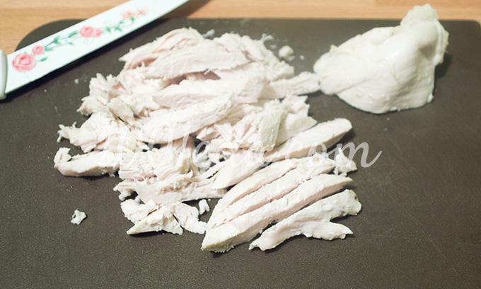 Уголки из лаваша с куриным филе и овощами: рецепт с пошаговым фото - Шаг №2