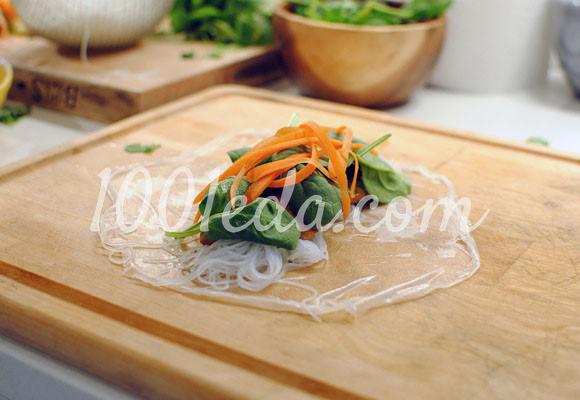 Спринг-роллы с курицей и чесноком: рецепт с пошаговым фото - Шаг №9 Спринг-роллы с курицей и чесноком: рецепт с пошаговым фото - Шаг №9