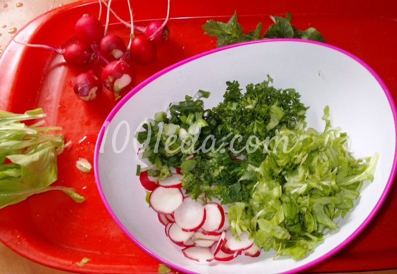 Витаминный салат Редиска с травками: рецепт с пошаговым фото - Шаг №2